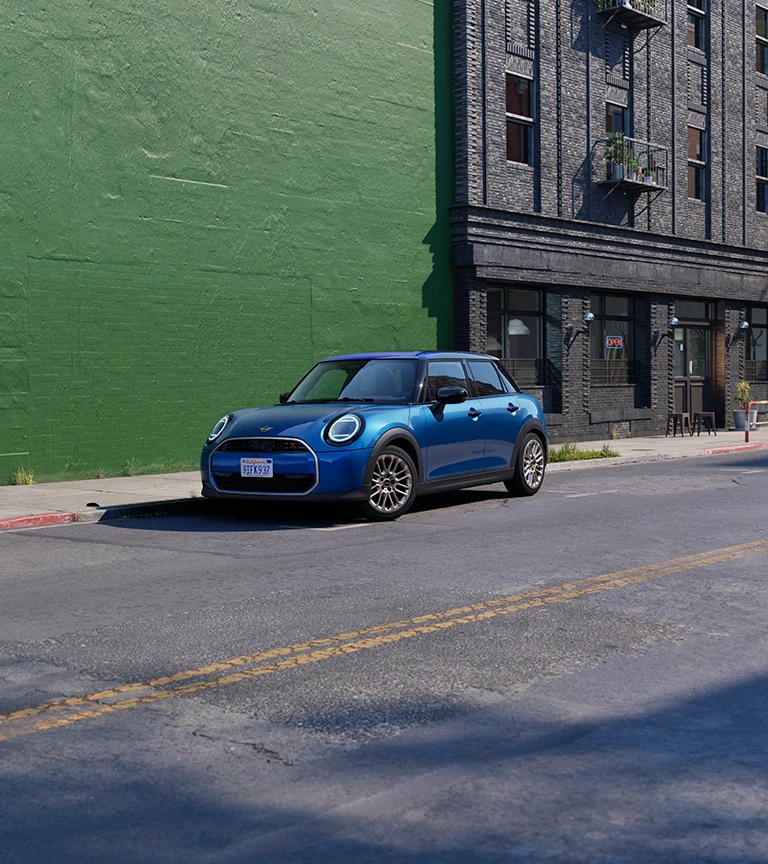MINI Cooper 5 puertas - vista lateral - Icy Sunshine