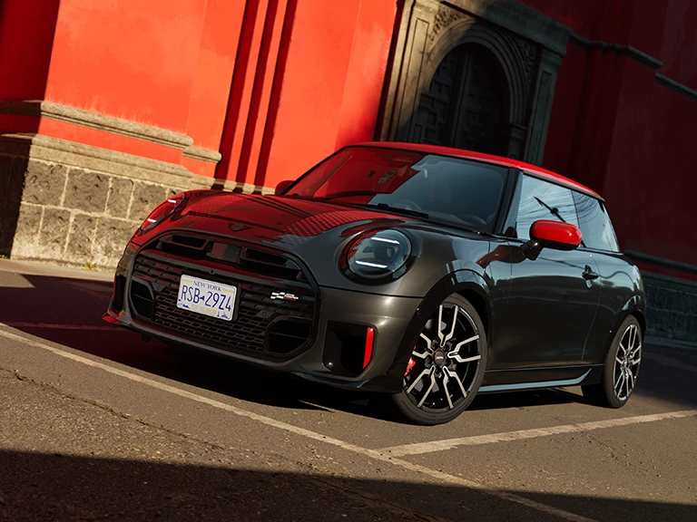 MINI John Cooper Works - J01 JCW Vista frontal