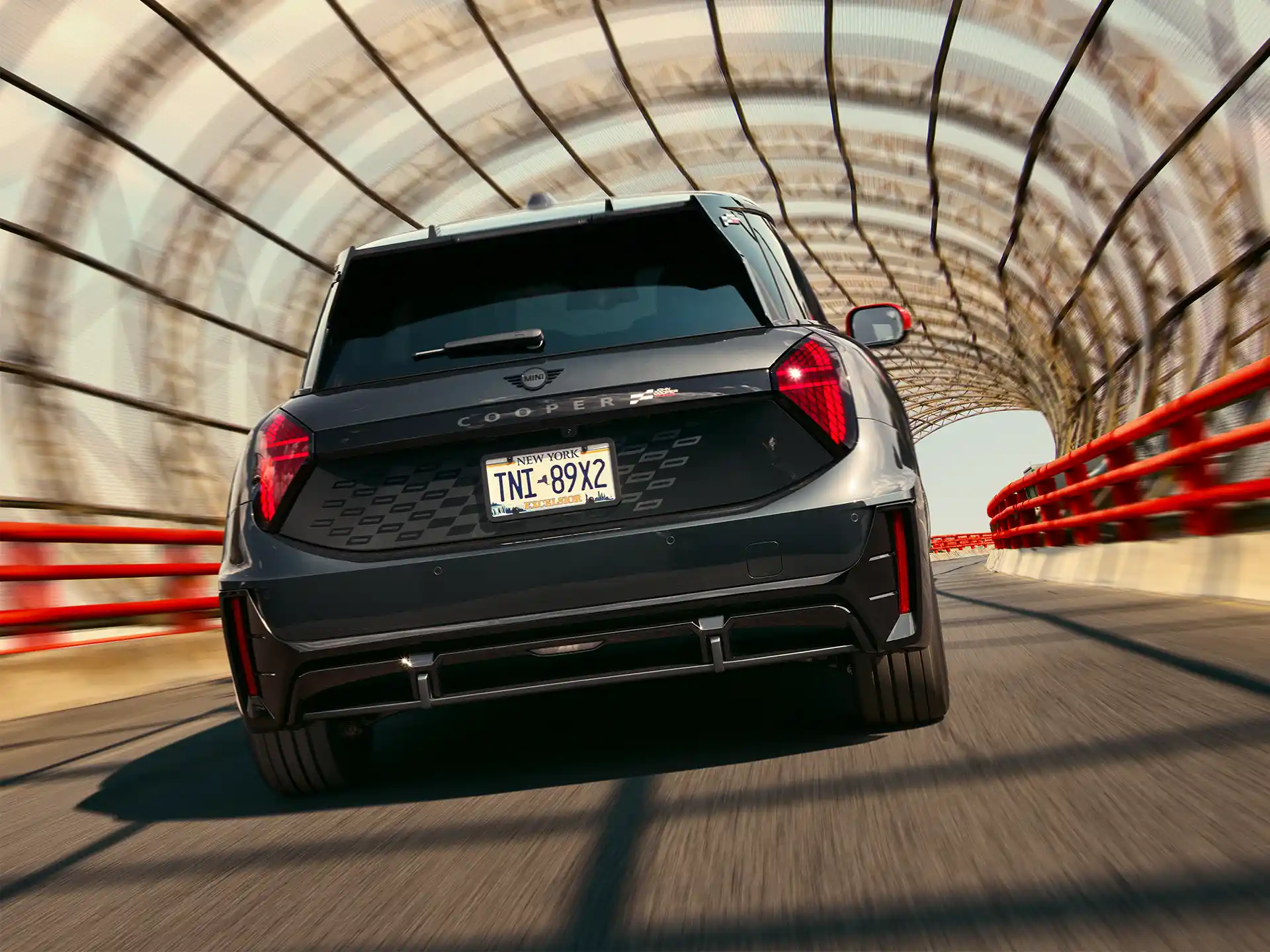 MINI John Cooper Works - J01 JCW Vista trasera