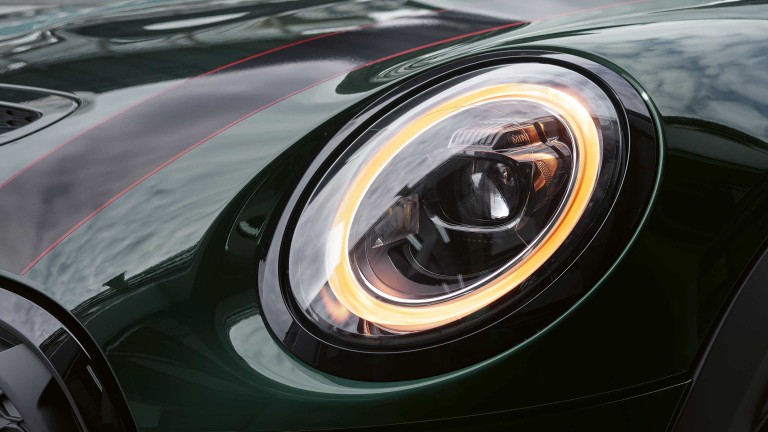 MINI John Cooper Works Xxxxxx – faros adaptables – faros LED