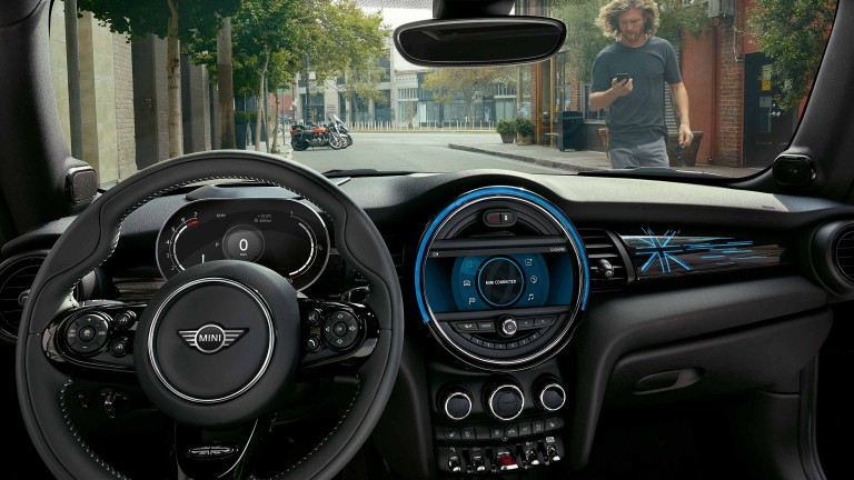 MINI CONNECTED MINI CONNECTED